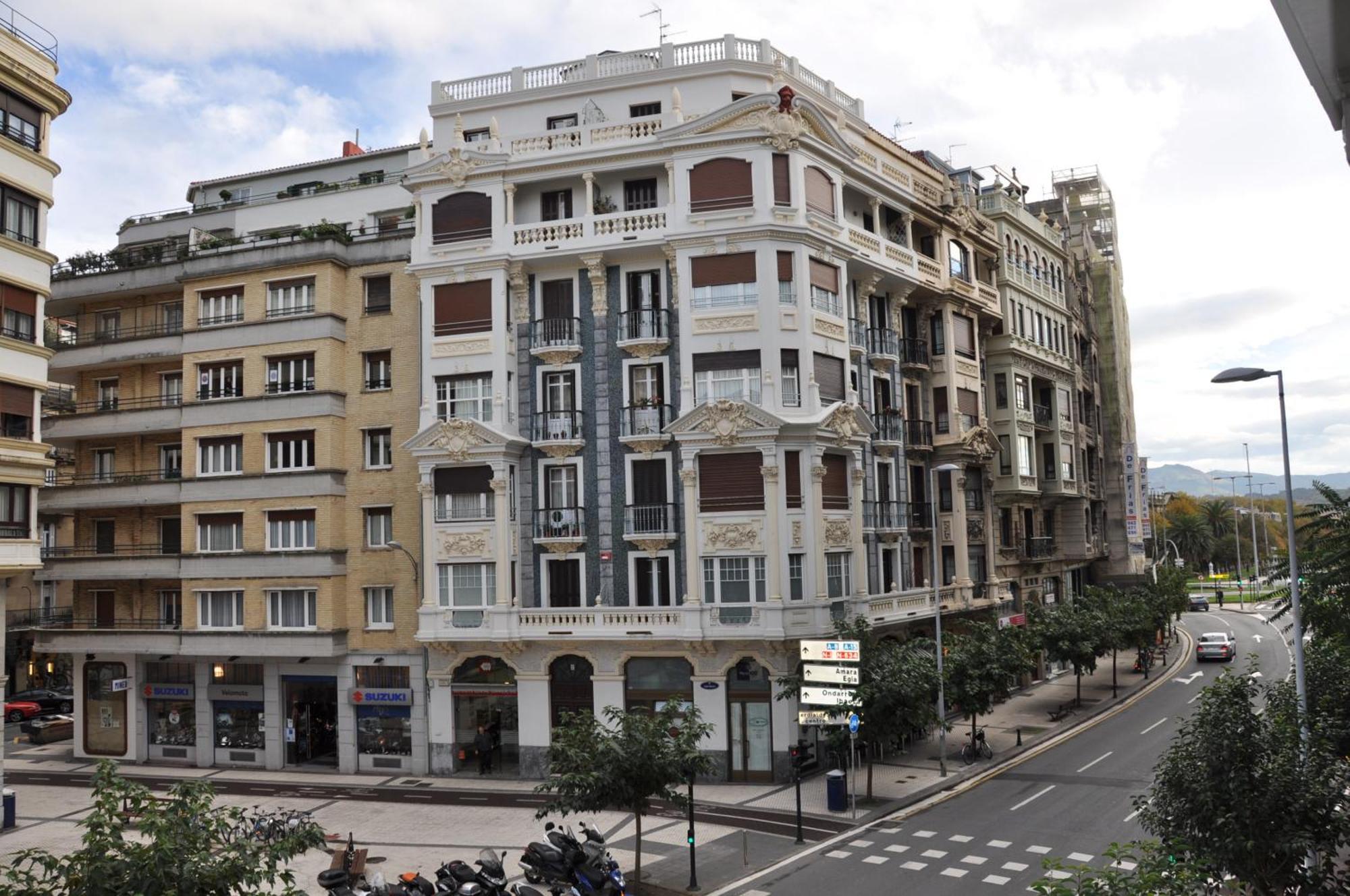 Pension C7 San Sebastián Exterior photo